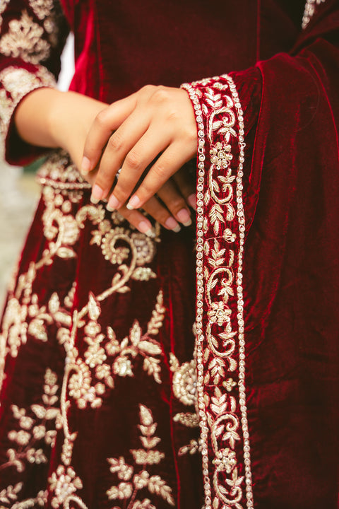 AVARIN BRIDAL LEHENGA CHOLI
