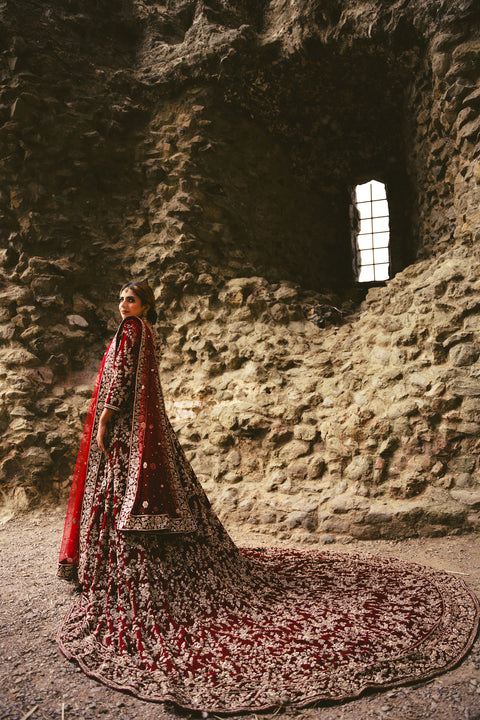 TAARINI BRIDAL GOWN