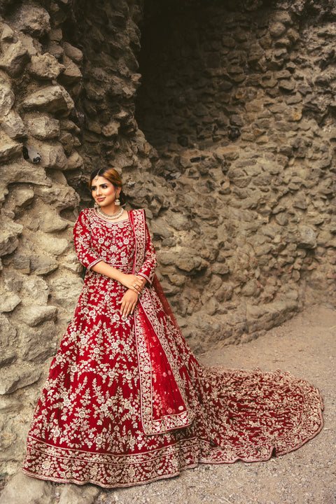TAARINI BRIDAL GOWN