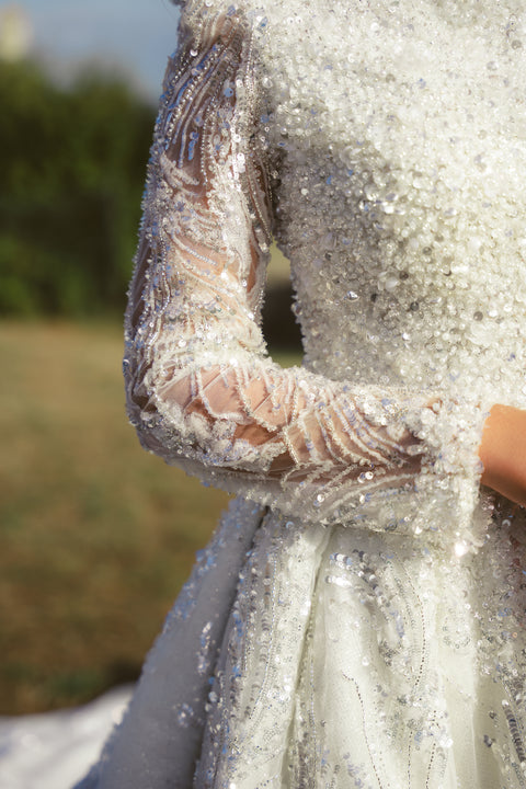 NUVEA WHITE BRIDAL GOWN WITH TRAIN