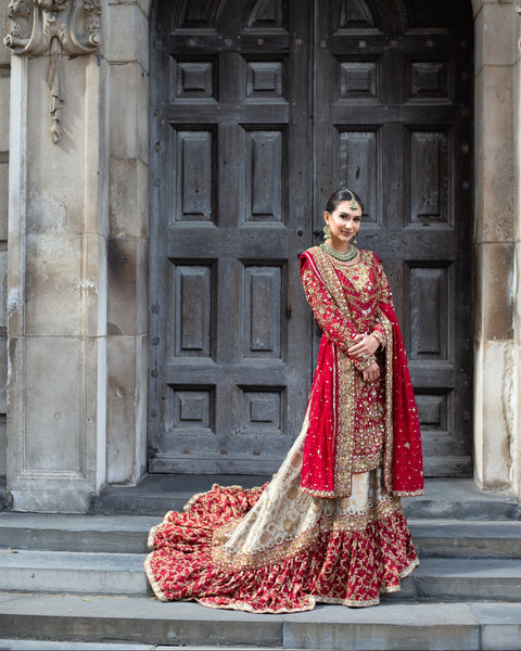 INAAYAT FARSHI LEHENGA WITH TRAIL AND KAMEEZ