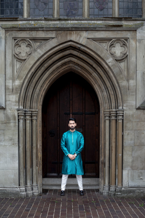 ZAUQ KURTA & TROUSER