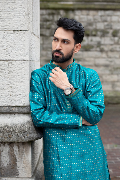 ZAUQ KURTA & TROUSER