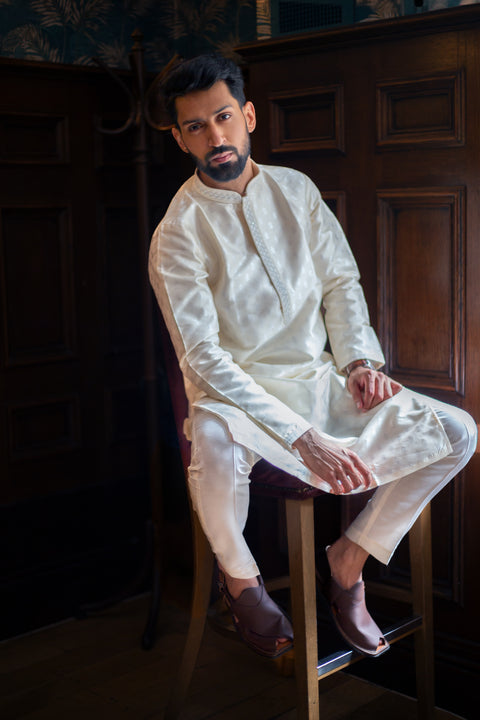 TAHA KURTA & TROUSER