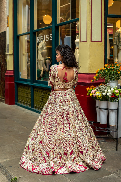 GULAABE BRIDAL LEHENGA CHOLI