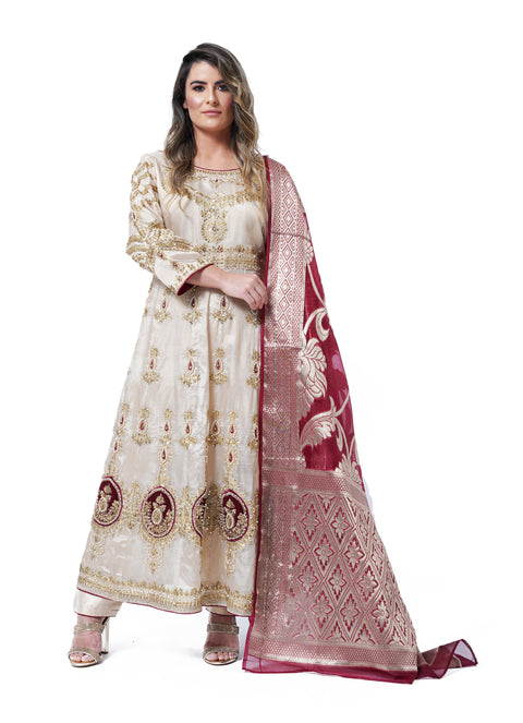 ARYANNA FORMAL GOLD PESHWAS